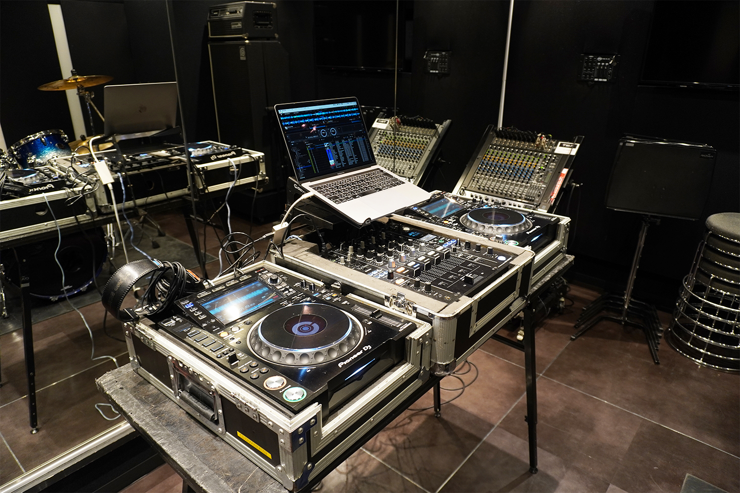 テクニクスSL1200-MK3D×2台とアンプpioneer a-30 セット